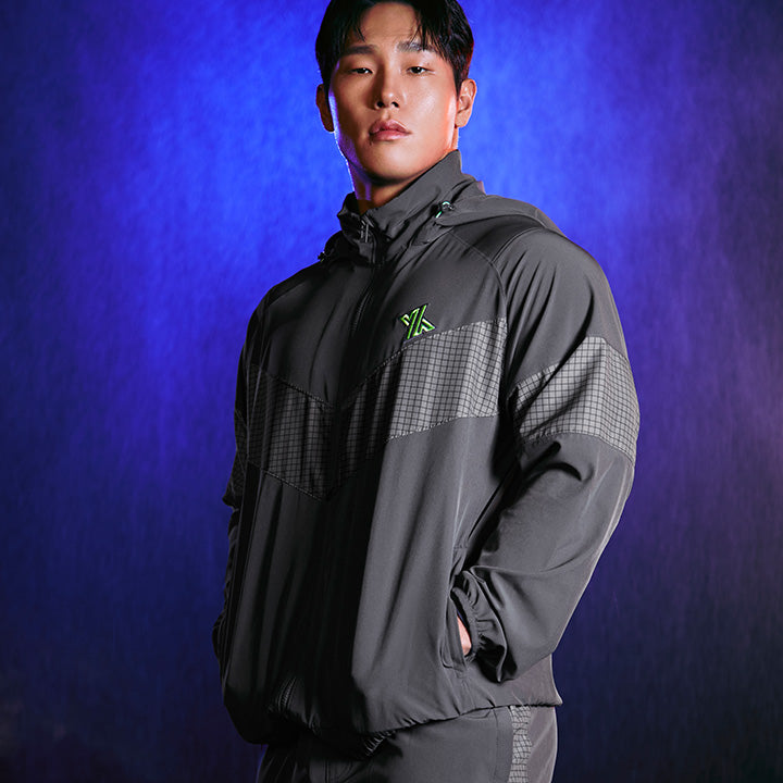 Active player track jacket