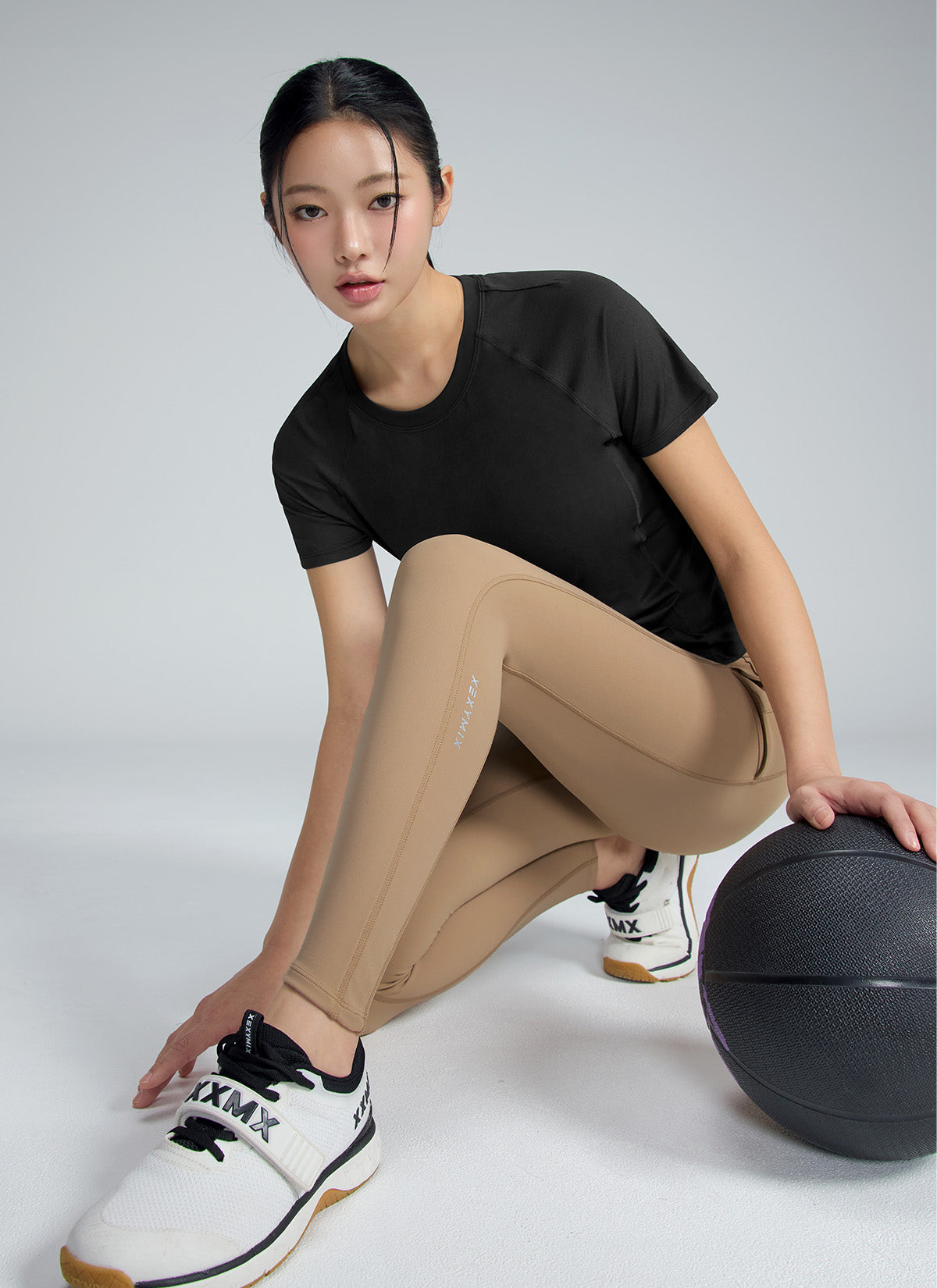Black Label Signature 360N Out Pocket Leggings