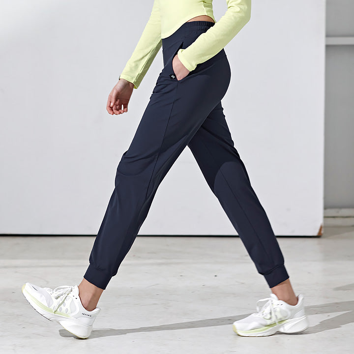 Tilted Line Tension Jogger Pants