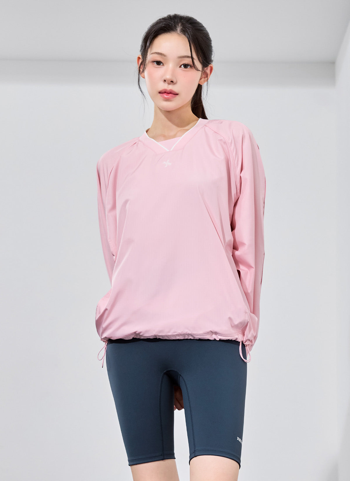 Sportive Piping Woven Sweatshirt