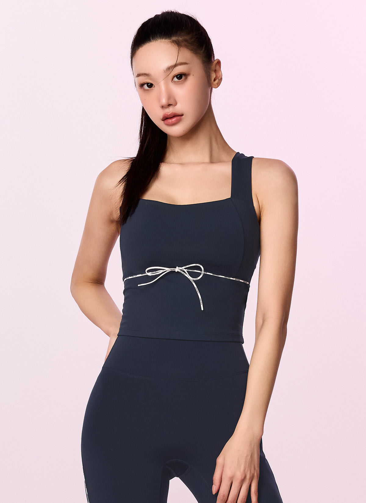 Comfort Fine Logo Piping Cropped Top