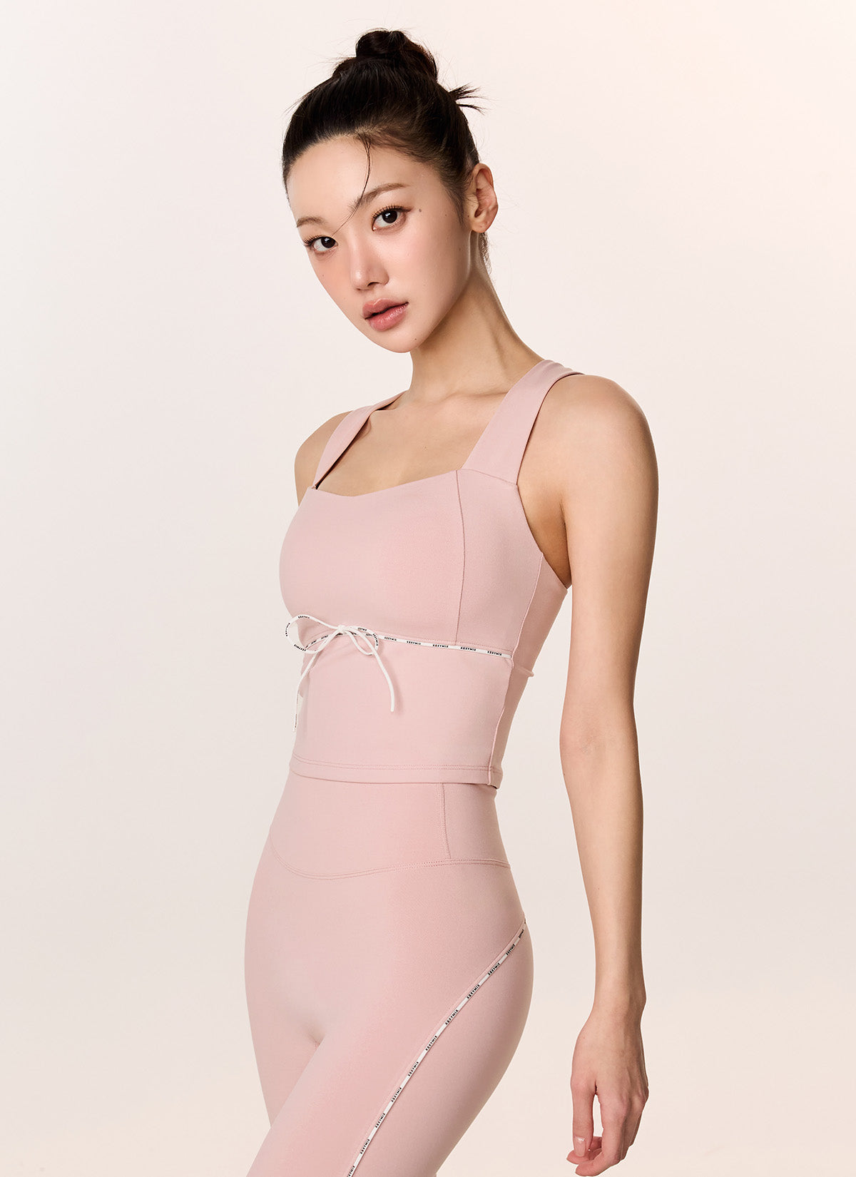 Comfort Fine Logo Piping Cropped Top