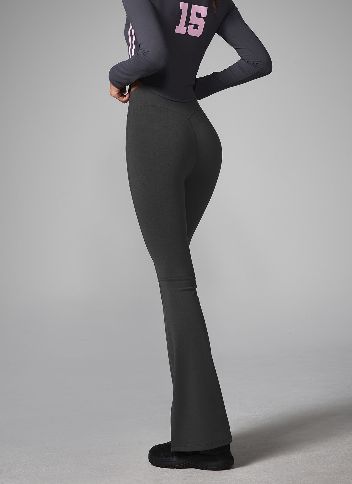 Black Pearl Gray