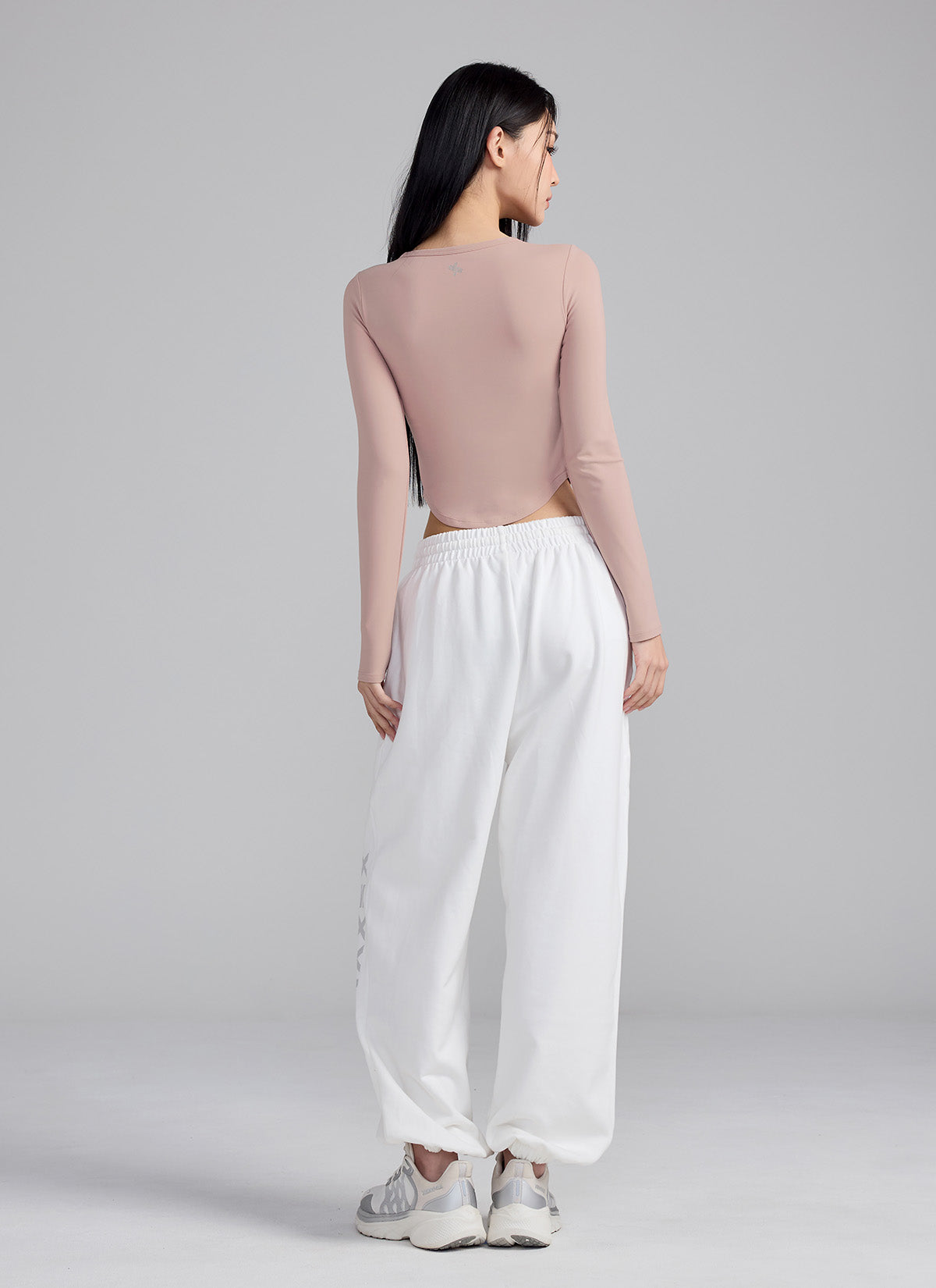 All-in-One In-Pad Cropped Long Sleeve