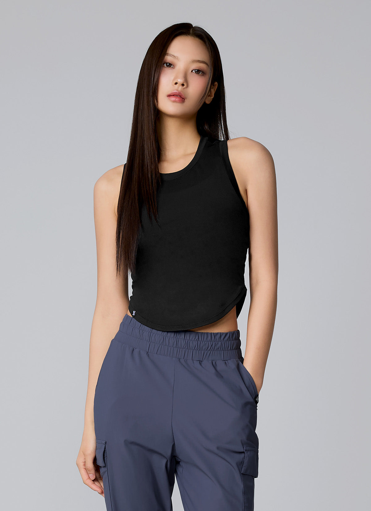 XELLA™ Light Round Sleeveless
