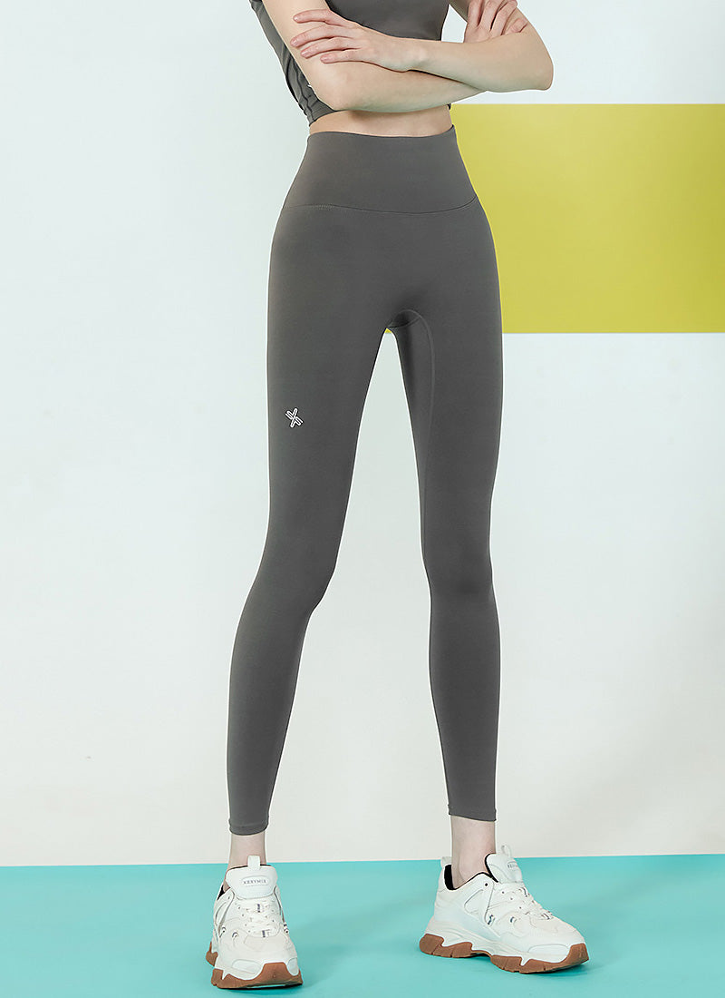 Body Sculpt Tight-Fit Leggings